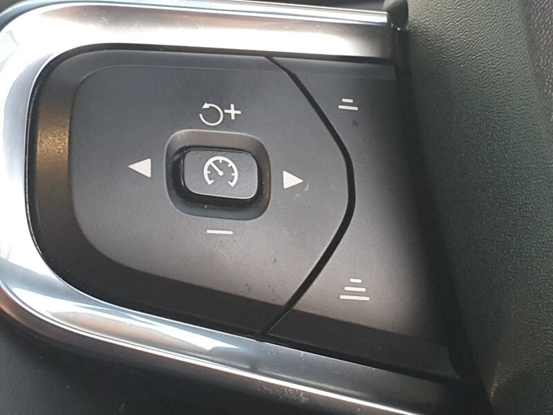 More views of Volvo C40