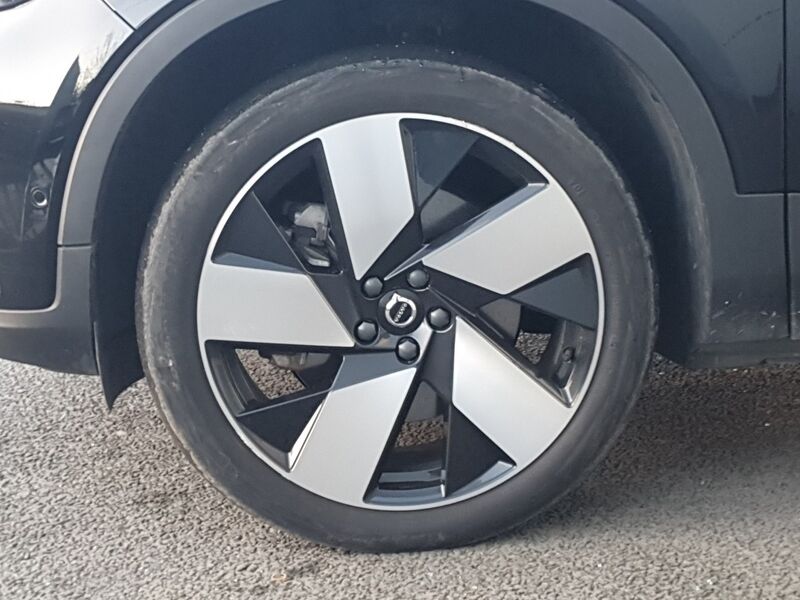 More views of Volvo C40