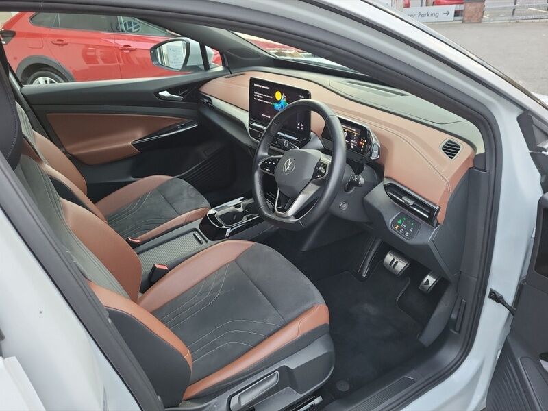 More views of Volkswagen ID.5