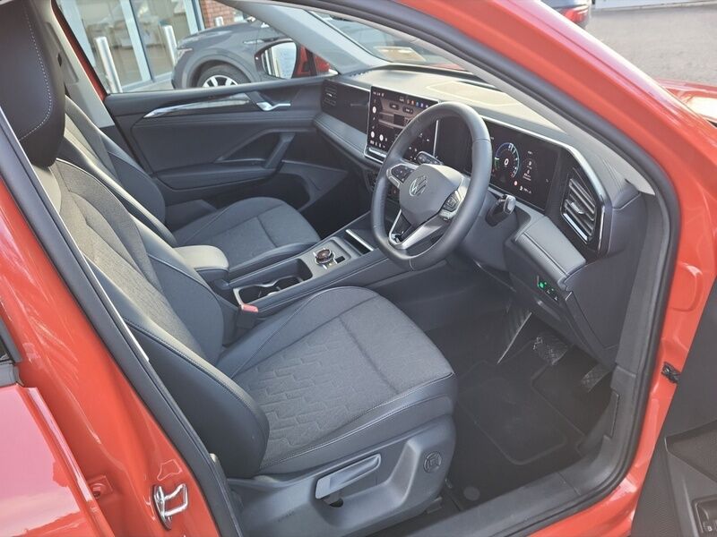 More views of Volkswagen Tiguan