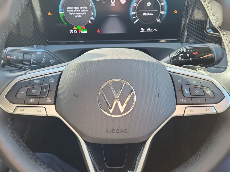 More views of Volkswagen Tiguan