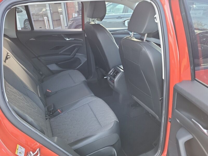 More views of Volkswagen Tiguan