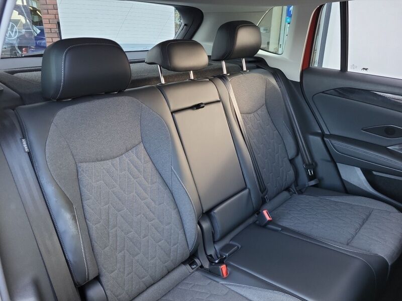 More views of Volkswagen Tiguan