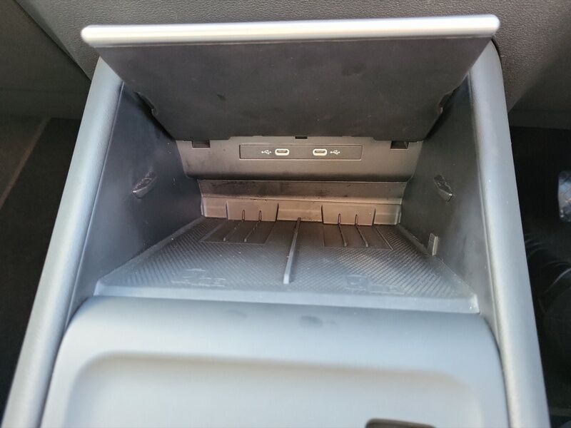 More views of Volkswagen Tiguan