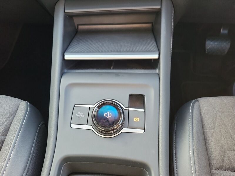 More views of Volkswagen Tiguan