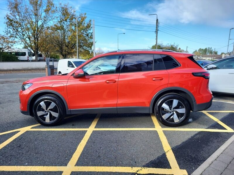 More views of Volkswagen Tiguan