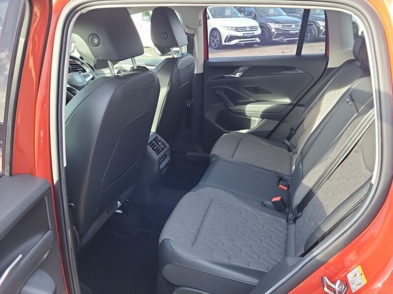 More views of Volkswagen Tiguan