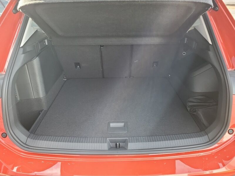 More views of Volkswagen Tiguan