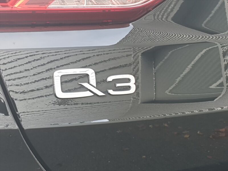 More views of Audi Q3