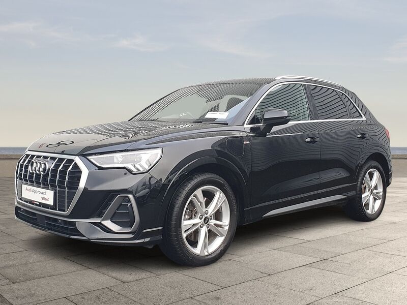 More views of Audi Q3