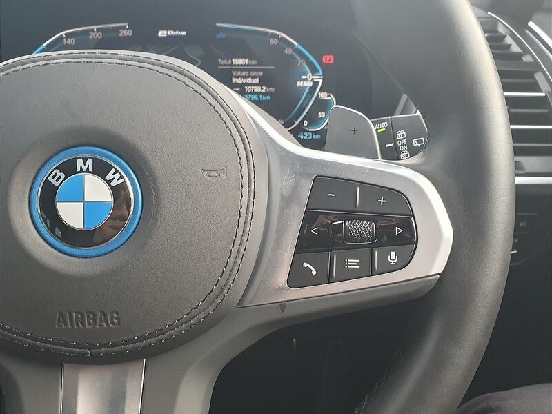 More views of BMW X3