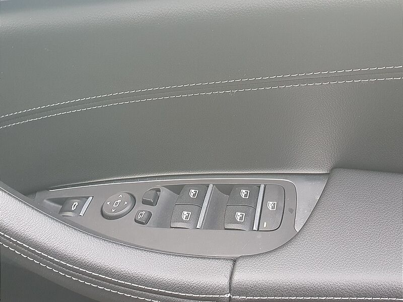 More views of BMW X3