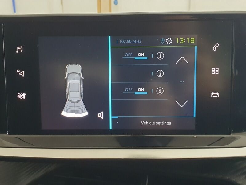 More views of Peugeot 2008