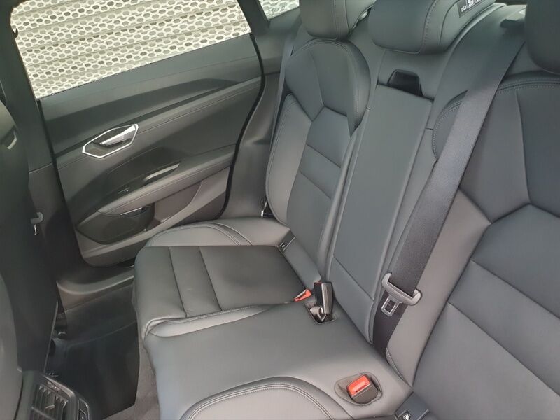 More views of Audi e-tron GT quattro