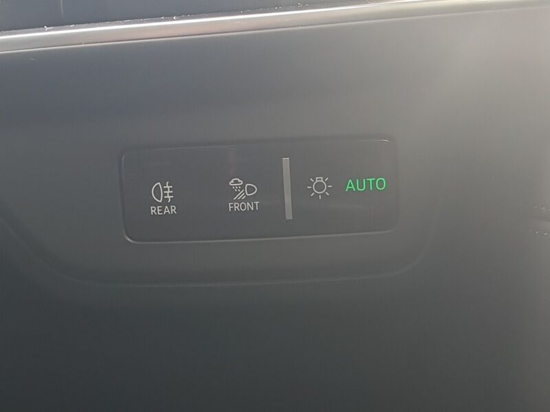 More views of Audi e-tron GT quattro