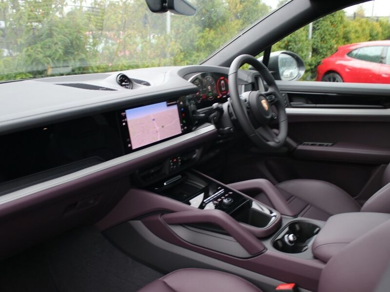 More views of Porsche Cayenne