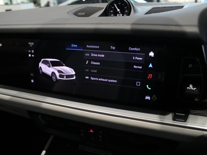 More views of Porsche Cayenne