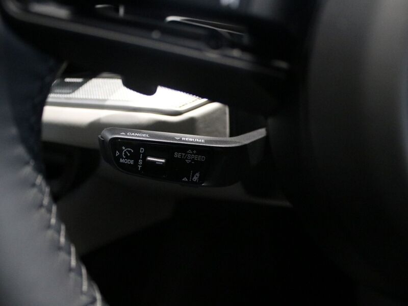 More views of Porsche Cayenne