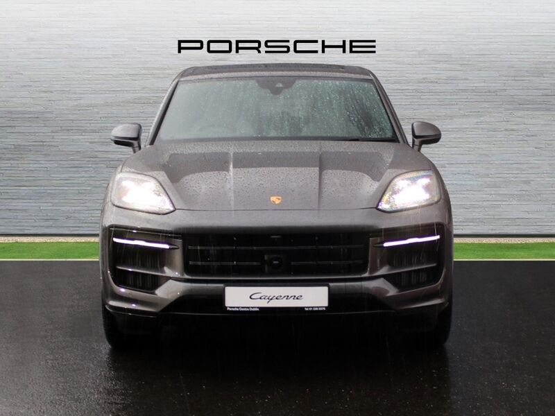 More views of Porsche Cayenne