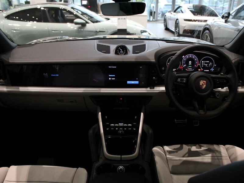 More views of Porsche Cayenne