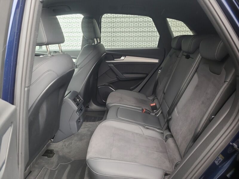 More views of Audi Q5