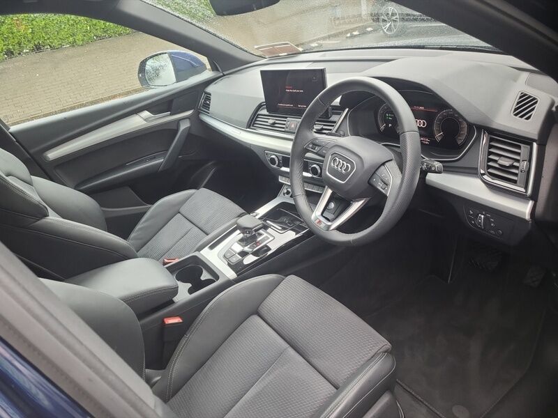 More views of Audi Q5