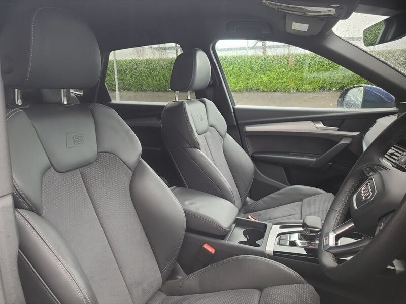 More views of Audi Q5