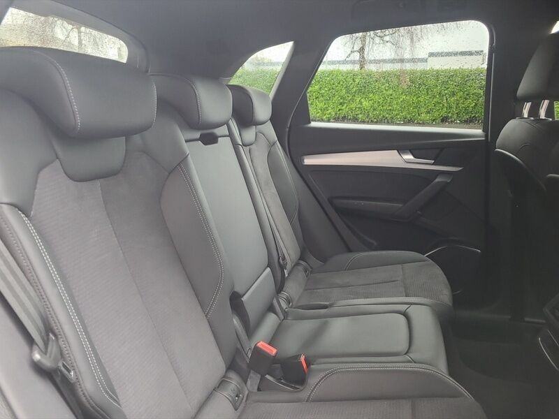 More views of Audi Q5