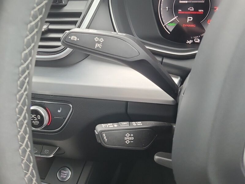 More views of Audi Q5