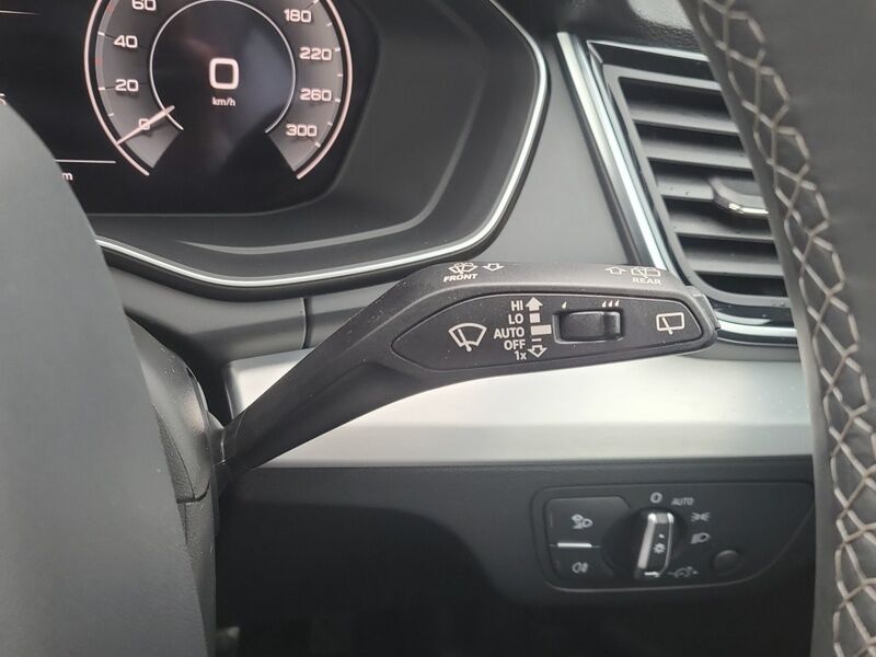 More views of Audi Q5