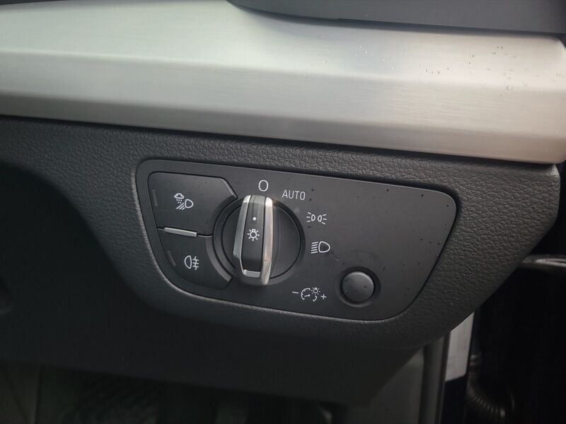 More views of Audi Q5