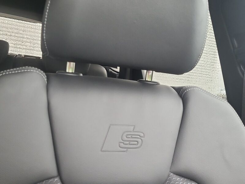 More views of Audi Q5