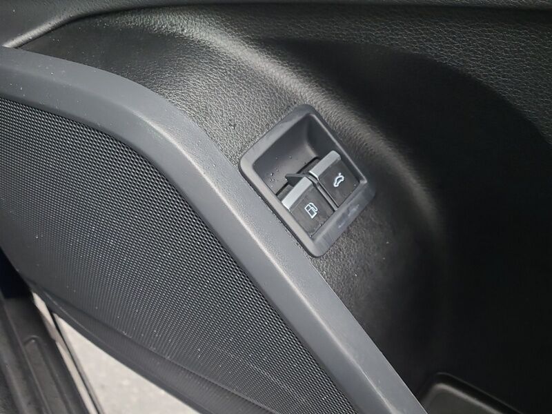 More views of Audi Q5