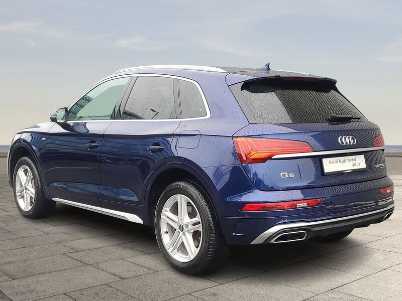 More views of Audi Q5