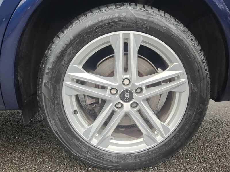 More views of Audi Q5