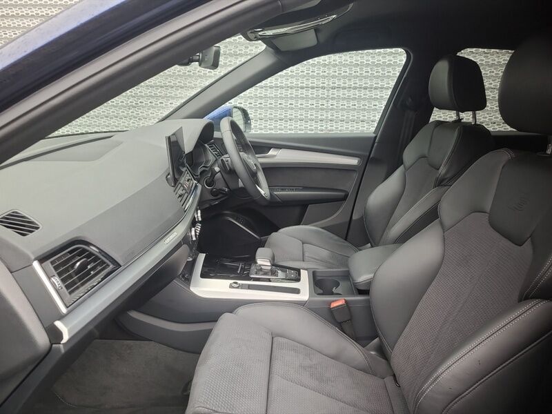 More views of Audi Q5