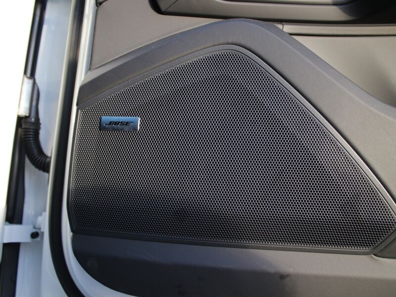 More views of Porsche Cayenne