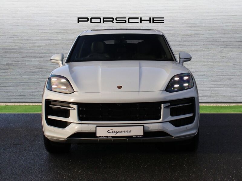 More views of Porsche Cayenne
