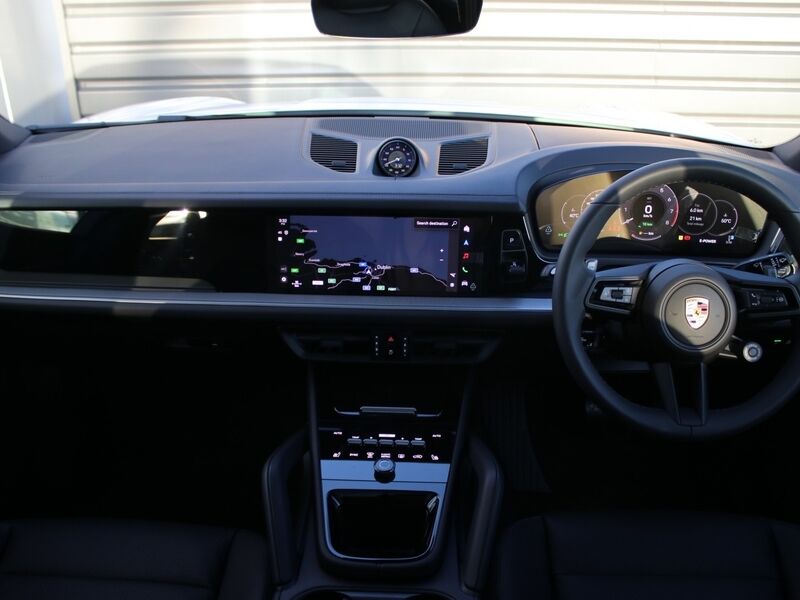 More views of Porsche Cayenne