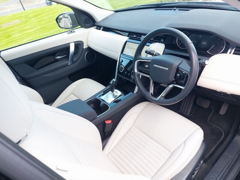 More views of Land Rover Discovery Sport