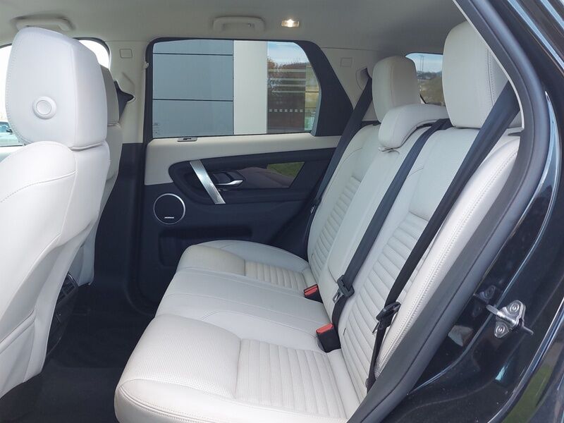 More views of Land Rover Discovery Sport