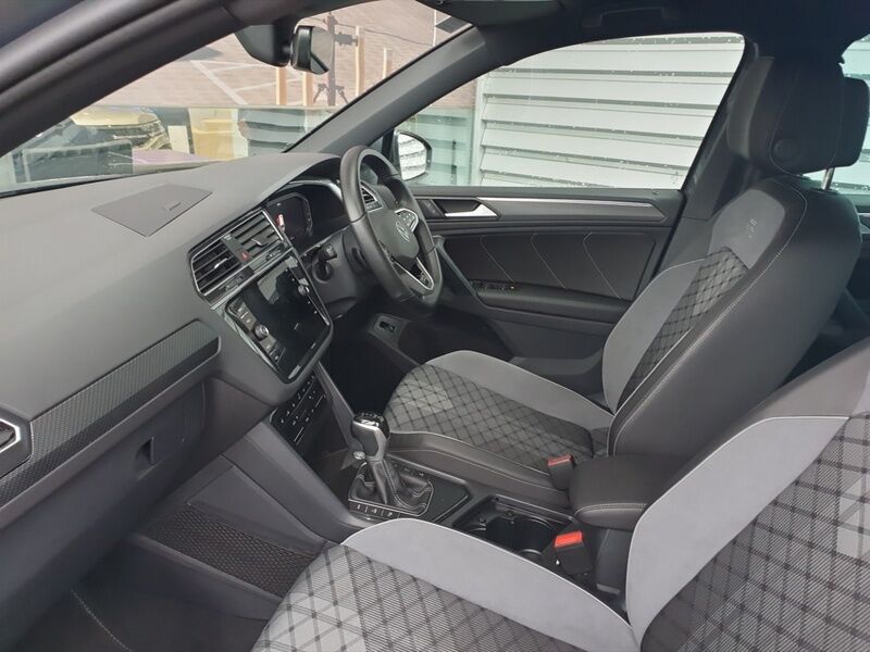 More views of Volkswagen Tiguan