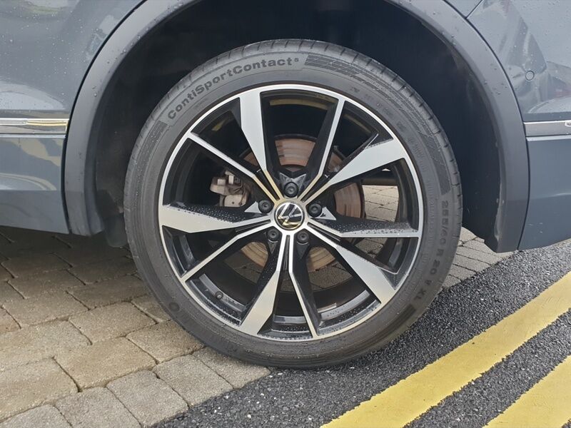 More views of Volkswagen Tiguan