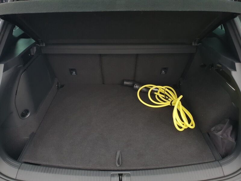 More views of Volkswagen Tiguan