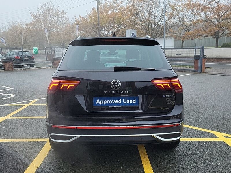 More views of Volkswagen Tiguan