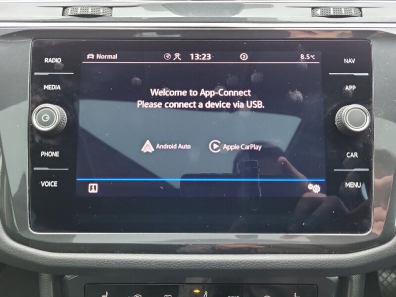 More views of Volkswagen Tiguan