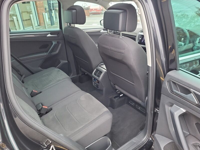 More views of Volkswagen Tiguan