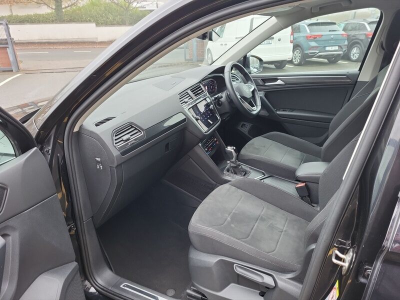 More views of Volkswagen Tiguan