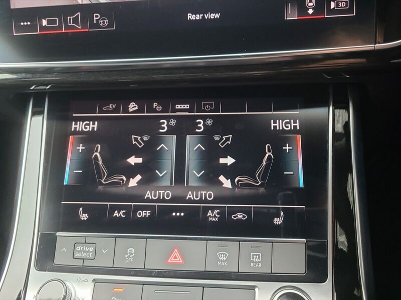 More views of Audi Q7