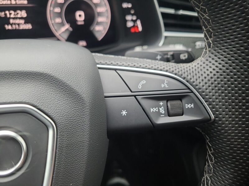 More views of Audi Q7